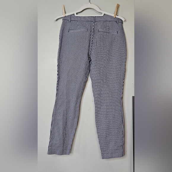 💚Gap Women’s White Stripe Pants Skinny Ankle Size 4🧡💜 - Picture 2 of 7